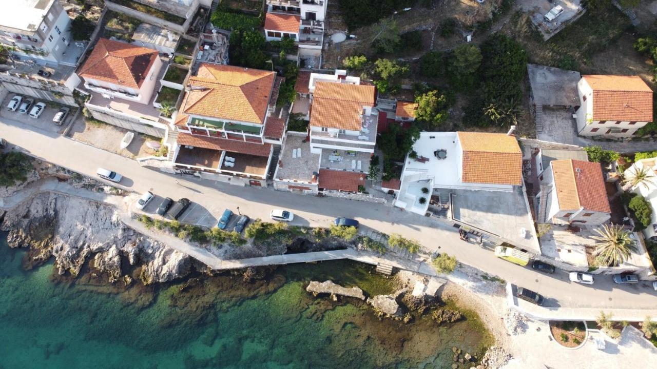 Apartments Peronja Jelsa Seafront Exterior foto